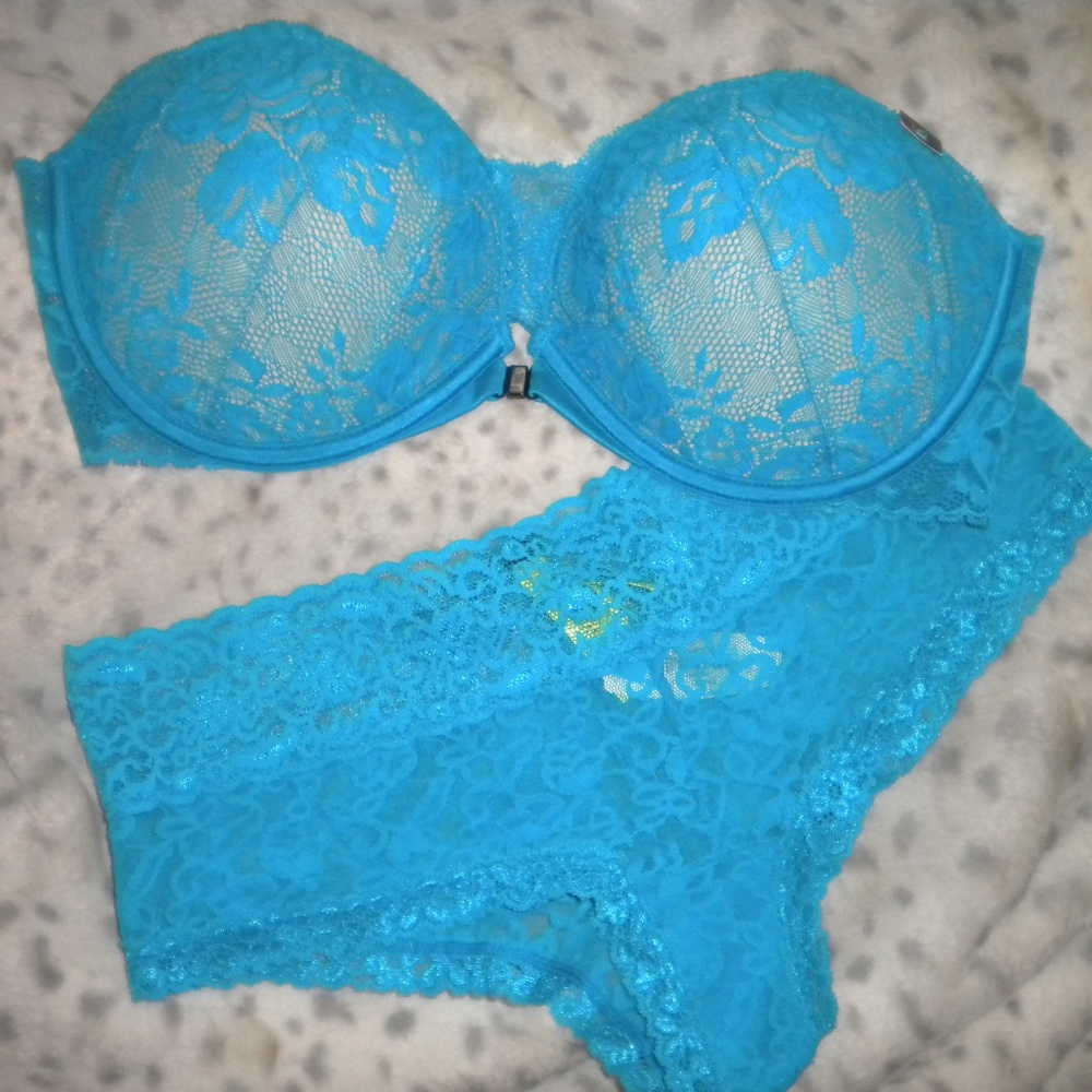 Victoria's Secret Bra and Panty Set Lingerie